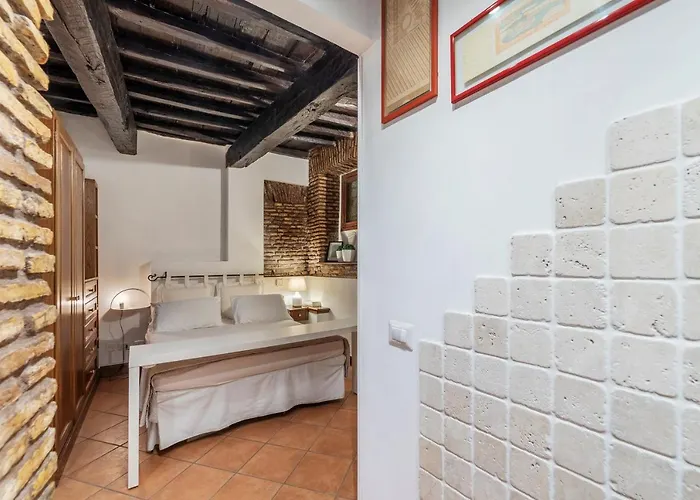 Guesthost - Heart Of Trastevere Flat Appartamento